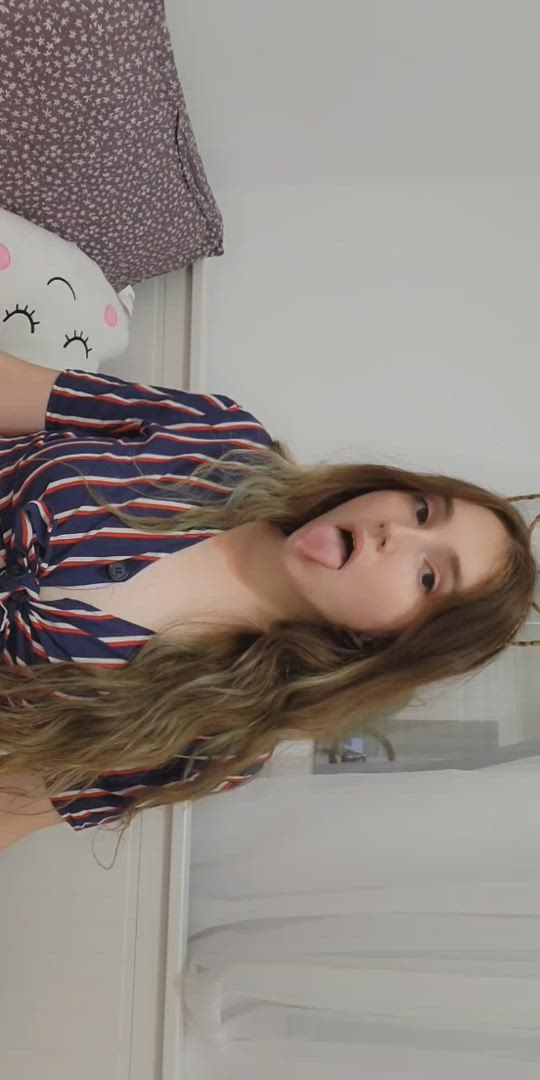 Ahegao porn video with onlyfans model Ali? <strong>@aliiiii18</strong>