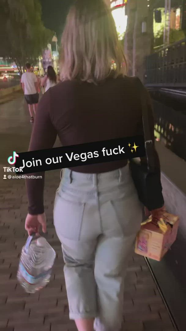 TikTok porn video with onlyfans model Aloe & Burn <strong>@aloeforthatburn</strong>