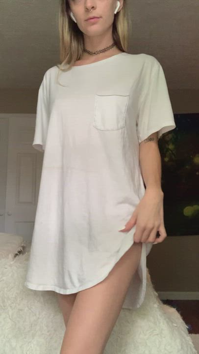 Extra Small porn video with onlyfans model Astrid Mae ✨ <strong>@sadgirlastrid</strong>