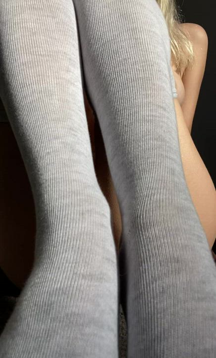 Labia porn video with onlyfans model Aussie Ava <strong>@aussieava</strong>