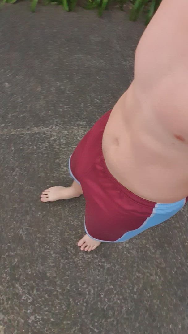 Public porn video with onlyfans model Aussieshowoff <strong>@joshvanning</strong>