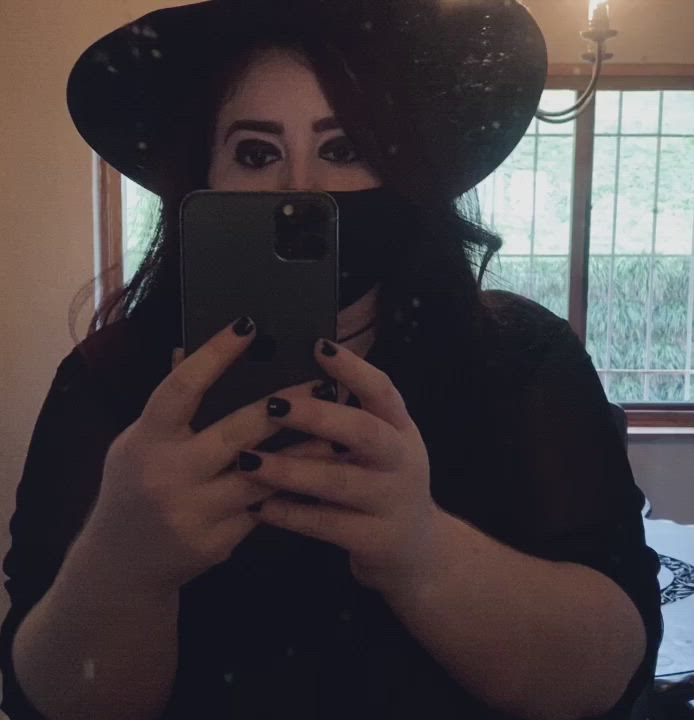 Alt porn video with onlyfans model Black_Magick_Luna <strong>@black_magick_luna</strong>