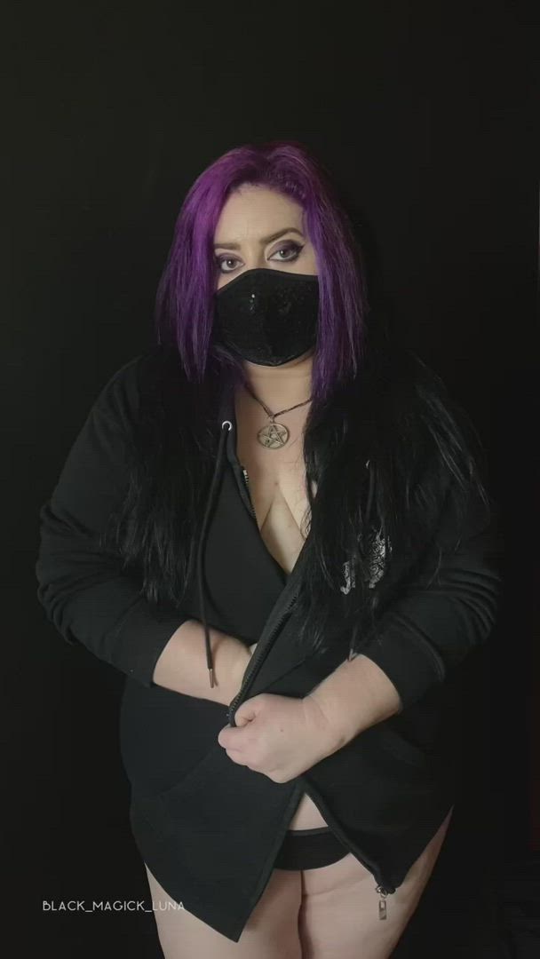 BBW porn video with onlyfans model Black_Magick_Luna <strong>@black_magick_luna</strong>