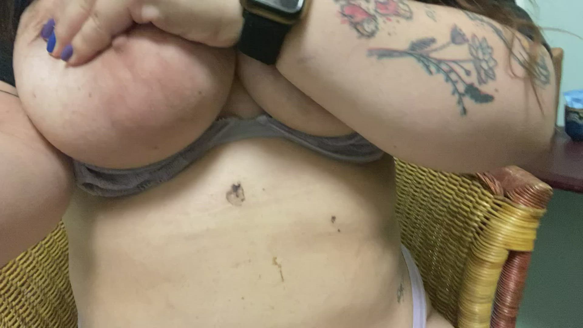 Big Tits porn video with onlyfans model Britney ? <strong>@britney11711</strong>