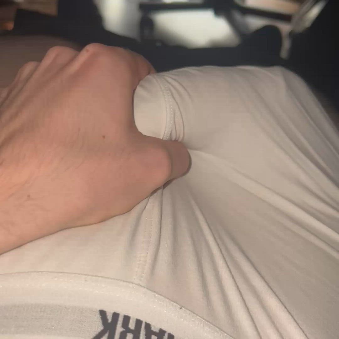 Bulge porn video with onlyfans model bwcxxl <strong>@bwcxxl</strong>