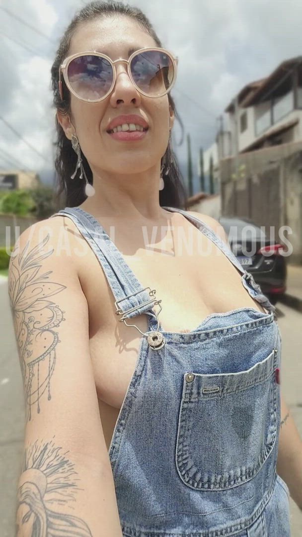 Boobs porn video with onlyfans model casalvenomous <strong>@casal_venomous</strong>