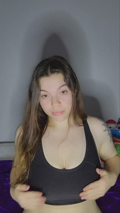 Curvy porn video with onlyfans model CuteKitten <strong>@onlycutekitten</strong>