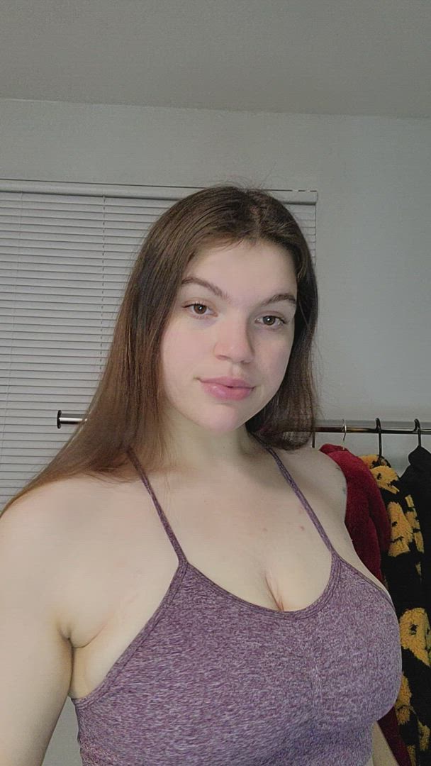 Curvy porn video with onlyfans model CuteKitten <strong>@onlycutekitten</strong>