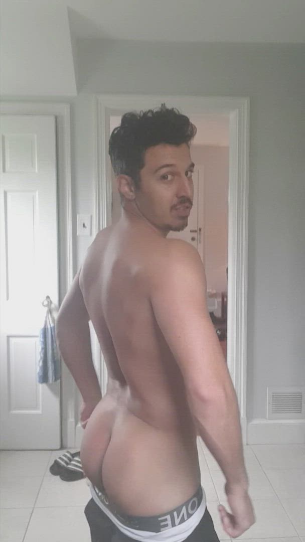 Ass porn video with onlyfans model Dunstan27 <strong>@dandunstan</strong>