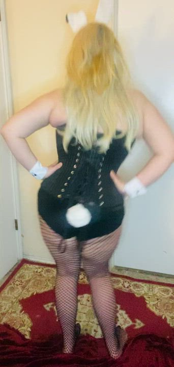 BBW porn video with onlyfans model Elizabeth <strong>@costumingsub</strong>