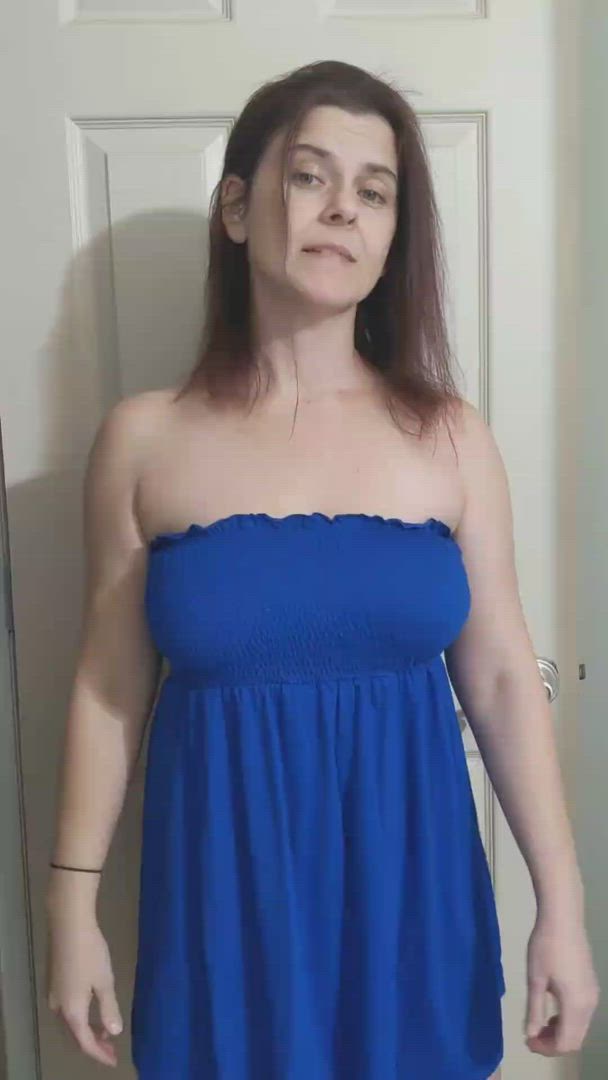 Boobs porn video with onlyfans model Emma Strawberry <strong>@u81482681</strong>
