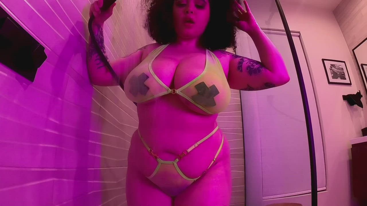 BBW porn video with onlyfans model Envy <strong>@oenvyus</strong>