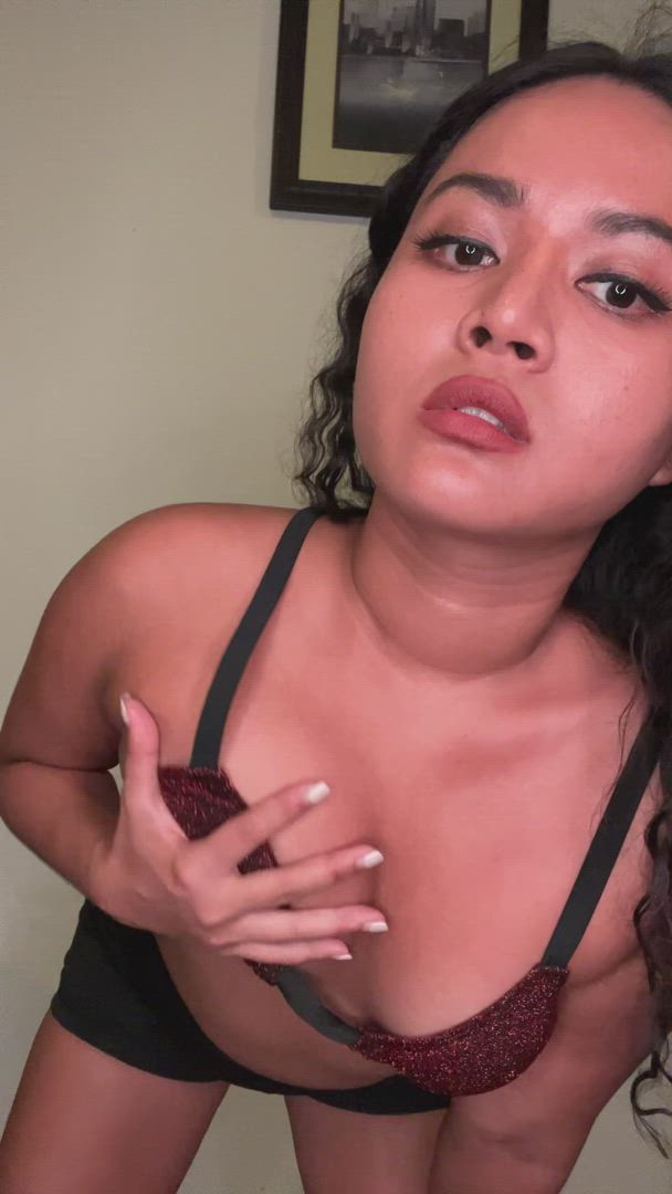 Asian porn video with onlyfans model EvelynSmith <strong>@evelynsmithxx</strong>