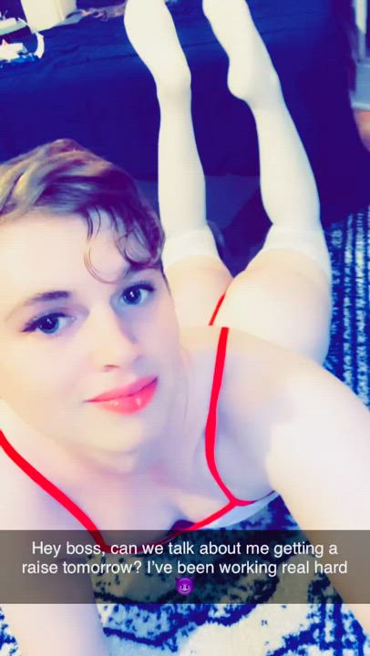 Blowbang porn video with onlyfans model Femboy MD <strong>@femboydoc</strong>