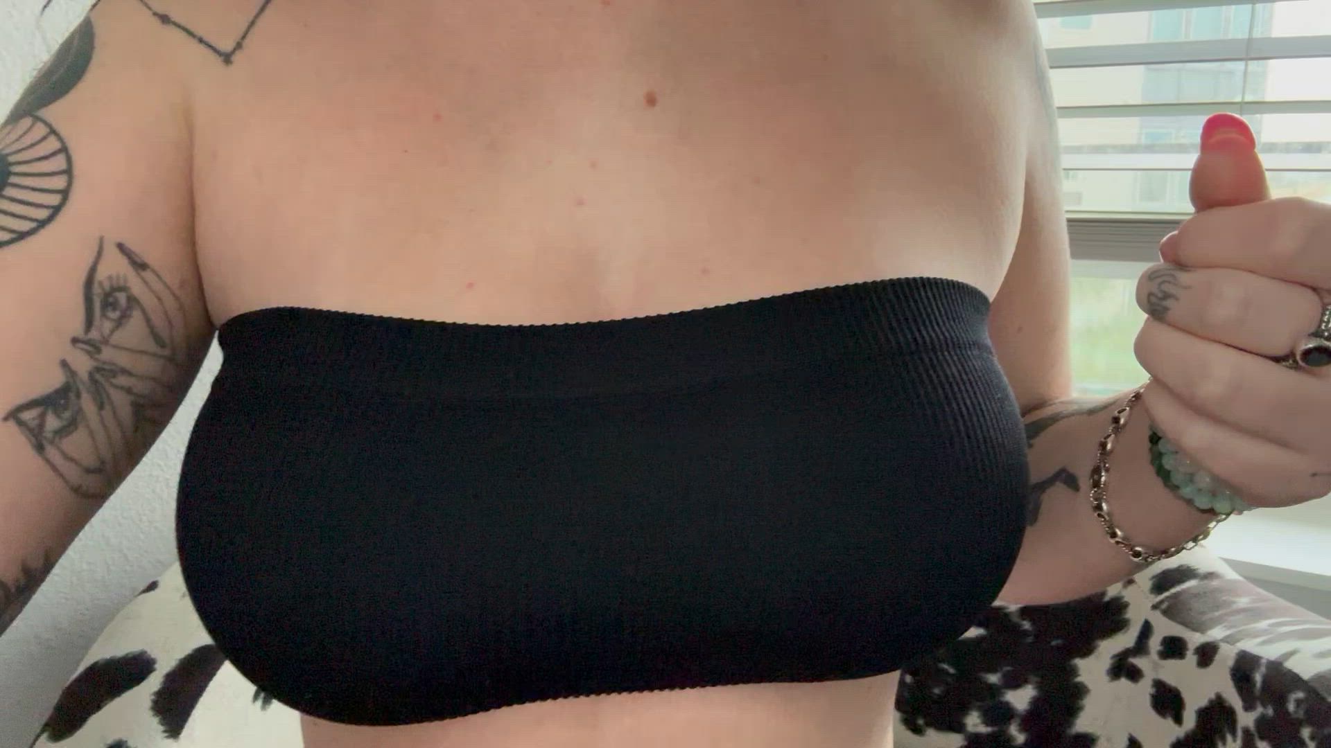 Tits porn video with onlyfans model GOTHSPVT <strong>@anastasiagoth</strong>