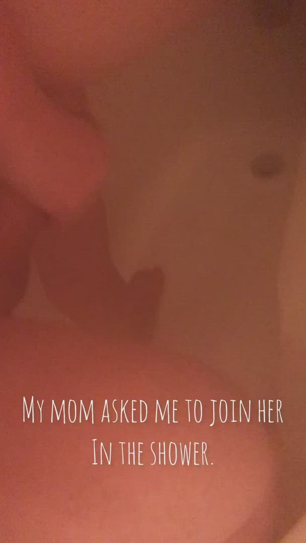 Mom porn video with onlyfans model ItalianGreekGod <strong>@bang.boop</strong>
