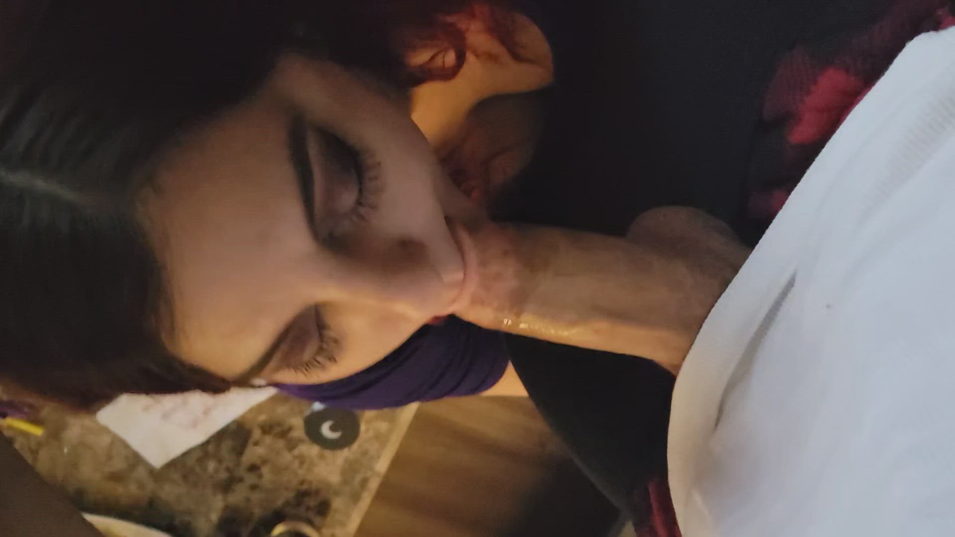 Deepthroat porn video with onlyfans model Jmorox <strong>@sugarbellz</strong>
