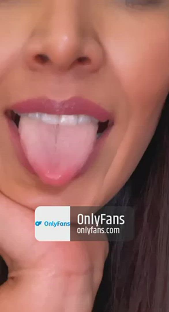 Hotwife porn video with onlyfans model JustV4you <strong>@onlyv4you</strong>