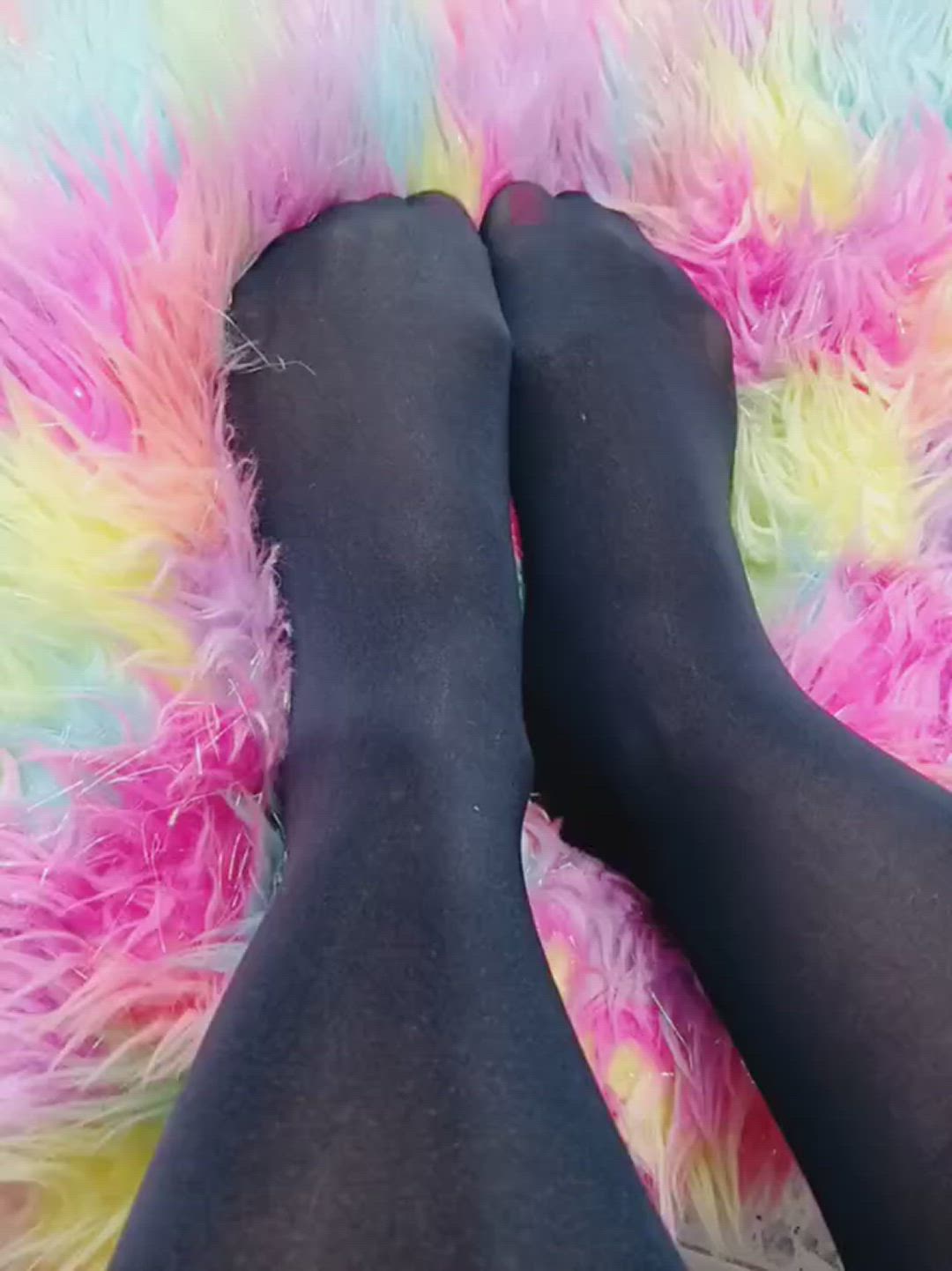 Feet Fetish porn video with onlyfans model kristalrose <strong>@kristalrose_xd</strong>