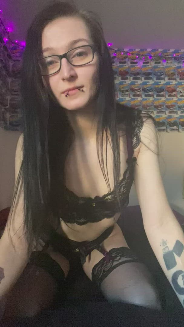 Alt porn video with onlyfans model lilmissblacksunshine <strong>@littlemissblacksunshine</strong>