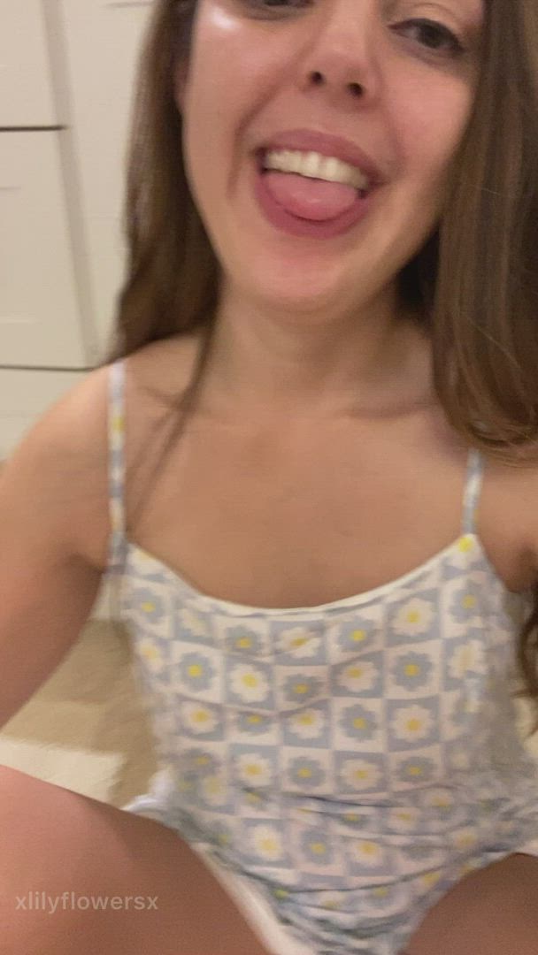 Dress porn video with onlyfans model Lily Flowers <strong>@xlilyflowersx</strong>