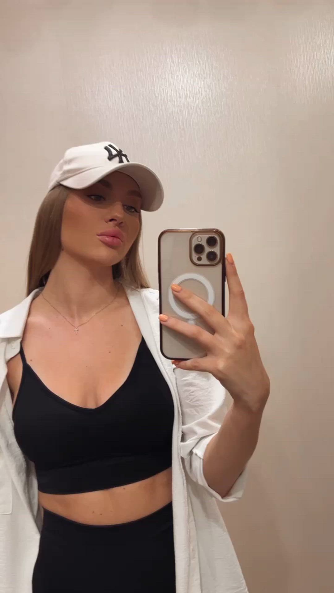 Blonde porn video with onlyfans model lisa077 <strong>@lis-alis</strong>
