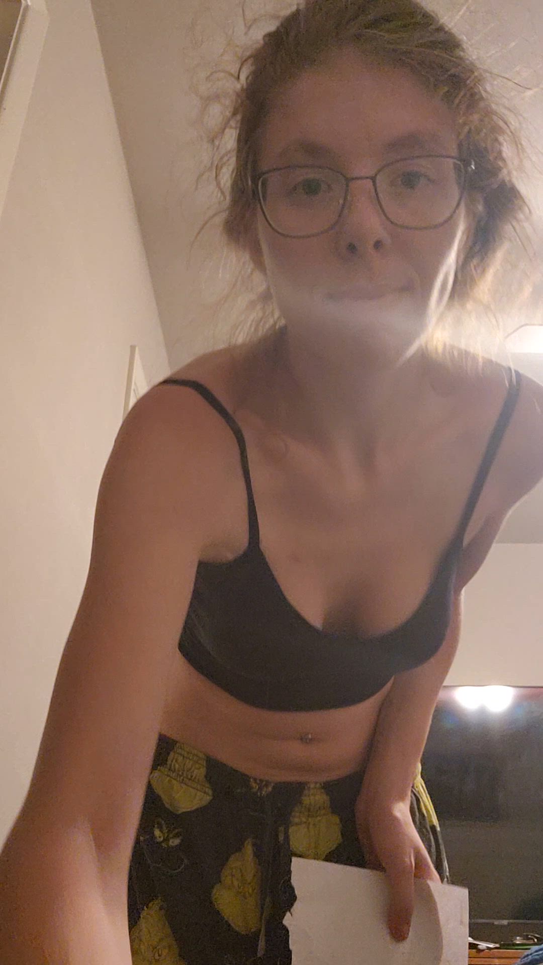 Amateur porn video with onlyfans model lynwinter995 <strong>@lynwinter95</strong>