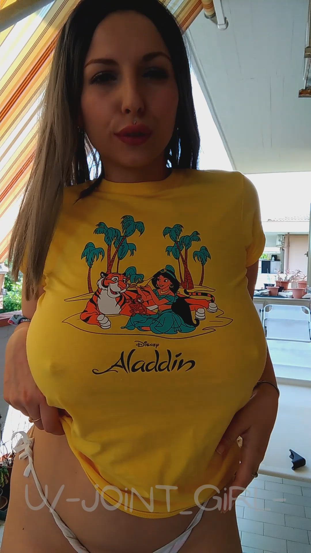 Boobs porn video with onlyfans model Miss ChillaBit <strong>@misschillabit</strong>