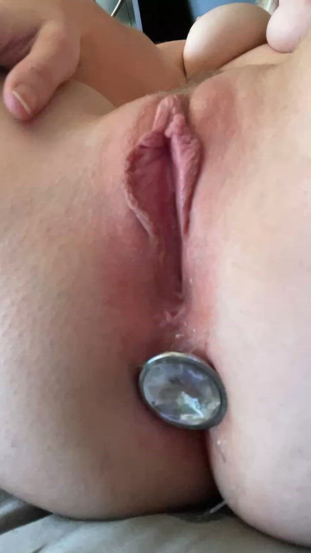 Ass porn video with onlyfans model montanagirl6 <strong>@misty.mountain</strong>
