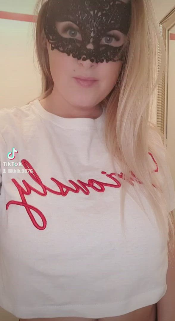 Amateur porn video with onlyfans model Mrs Kattie Meluanie <strong>@kattiemeluanie</strong>