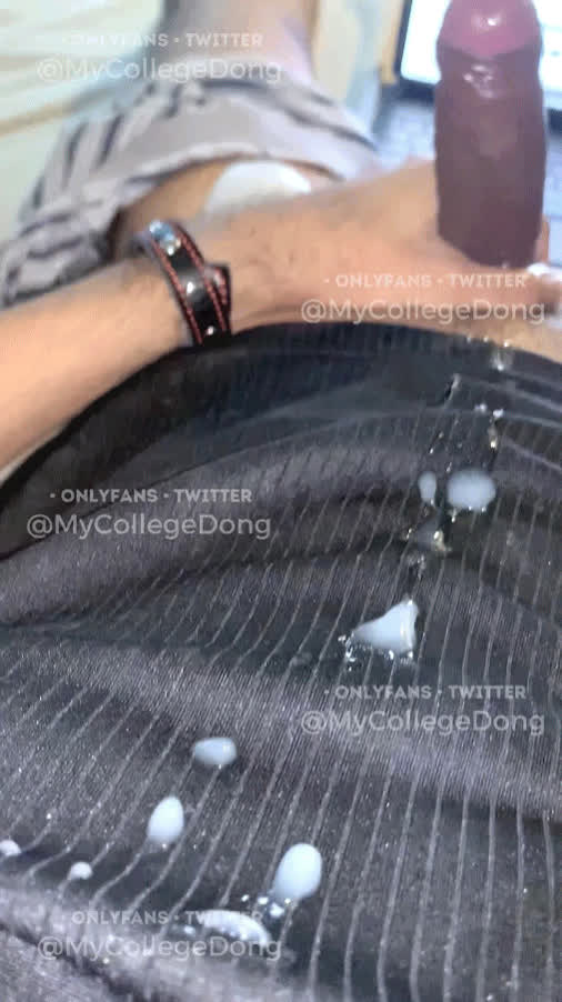 Cumshot porn video with onlyfans model mycollegedong <strong>@mycollegedong</strong>