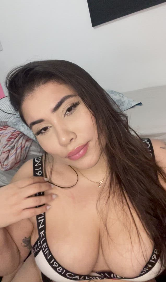 Ass porn video with onlyfans model nunezredgifs12345 <strong>@nunezmrs</strong>