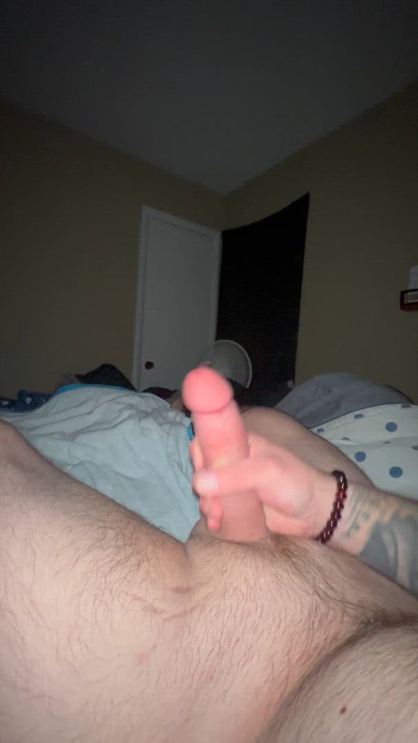 Cumshot porn video with onlyfans model NursesHandyman. <strong>@nurseshandyman</strong>