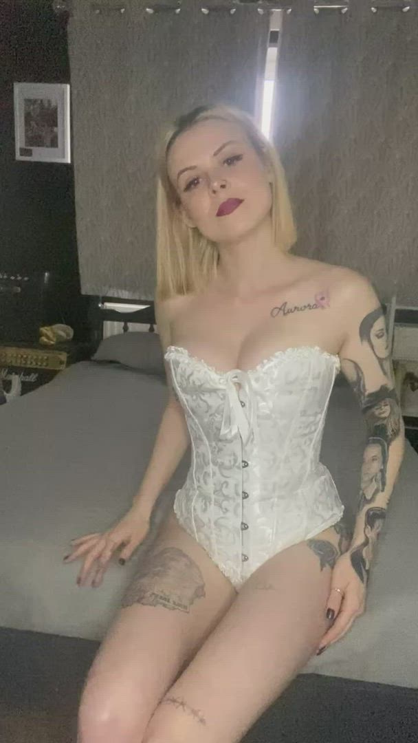 OnlyFans porn video with onlyfans model nyxdarkgoddess <strong>@nyxdarkgoddess</strong>