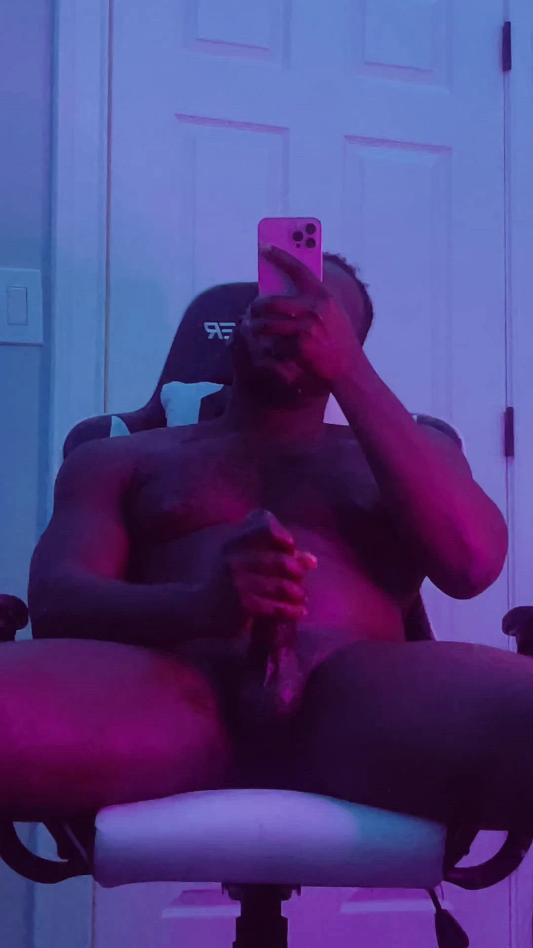 Big Dick porn video with onlyfans model Olu & Anastasia ? <strong>@oluanas</strong>