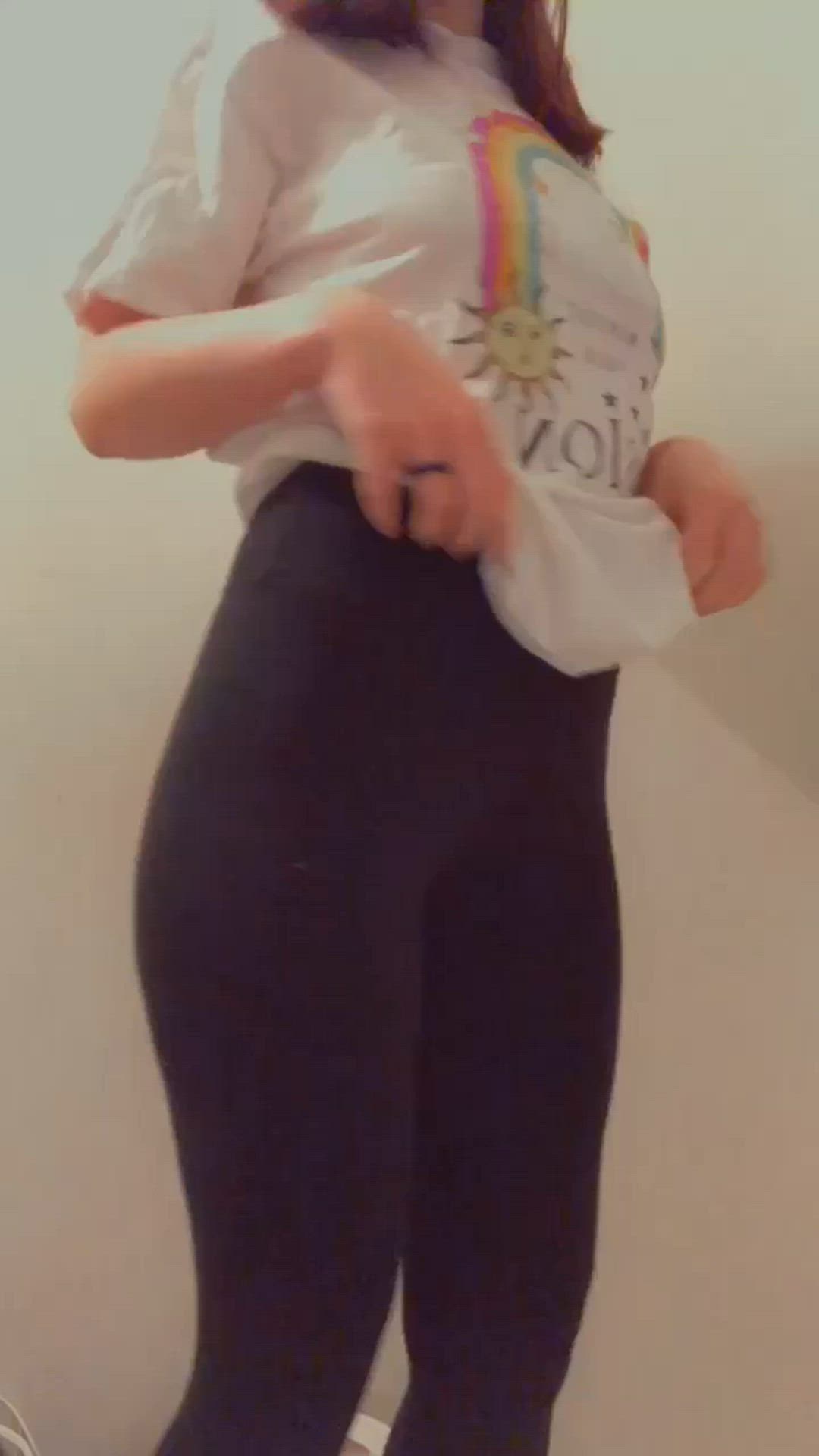 Leggings porn video with onlyfans model abigailrose444 <strong>@abbylane333</strong>