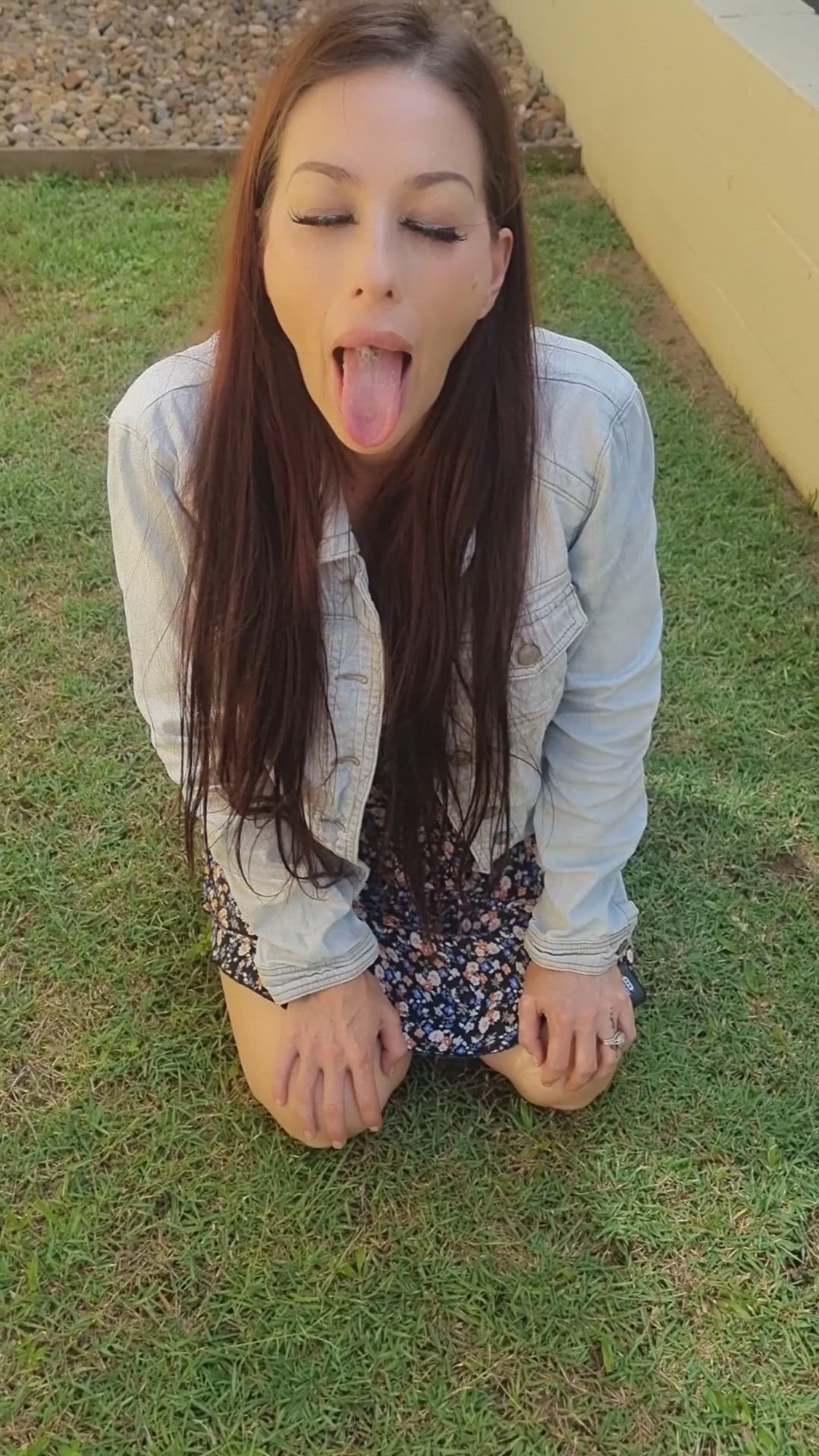 Blowjob porn video with onlyfans model lahlah84 <strong>@lahlah84</strong>
