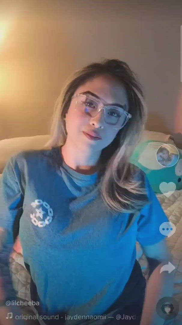 Busty porn video with onlyfans model  <strong>@nataliamarquez</strong>