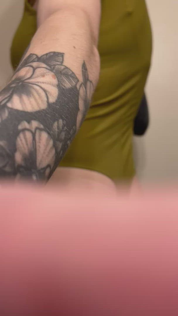 Ass porn video with onlyfans model princessriot3 <strong>@princessriot3</strong>