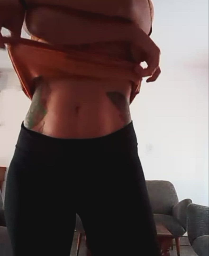 MILF porn video with onlyfans model Reddishlulu <strong>@reddishlulu</strong>