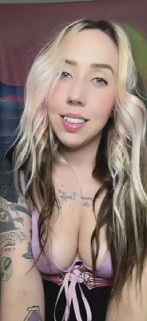 Ahegao porn video with onlyfans model Roseisdeadagain <strong>@roseisdeadagain</strong>