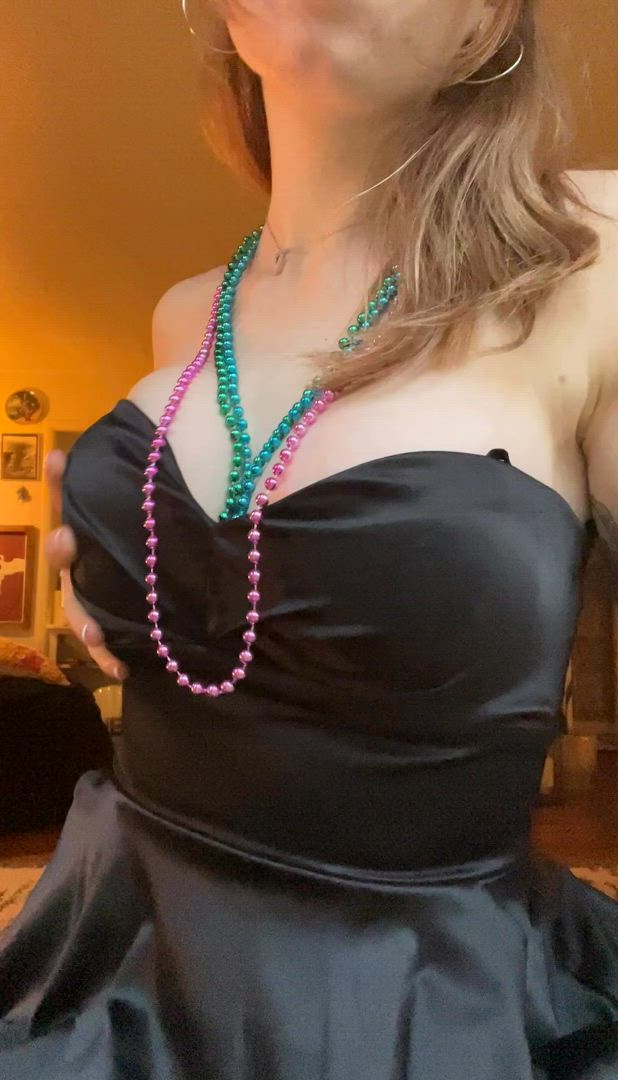 Big Tits porn video with onlyfans model TheIvoryFox <strong>@theivoryfox</strong>