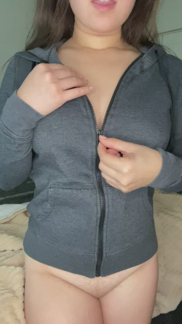 Asian porn video with onlyfans model TwoSexyAsians <strong>@twosexyasians</strong>