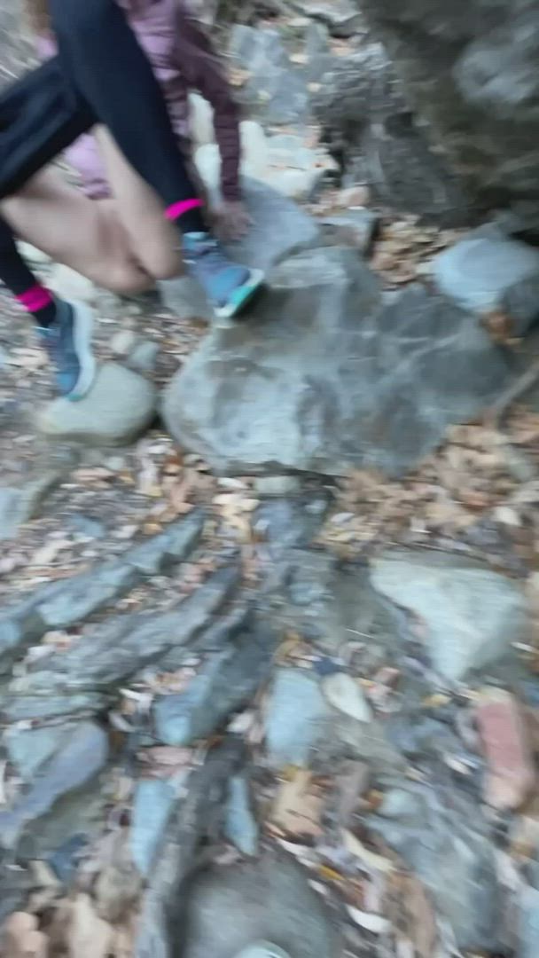 Pee porn video with onlyfans model VibeWithMolly <strong>@vibewithmommy</strong>