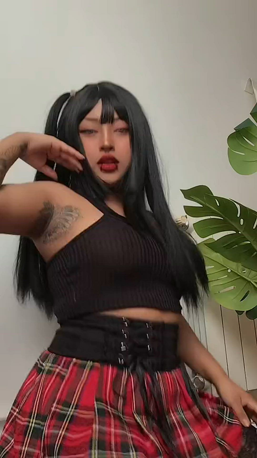 TikTok porn video with onlyfans model osicochan <strong>@osicochan</strong>