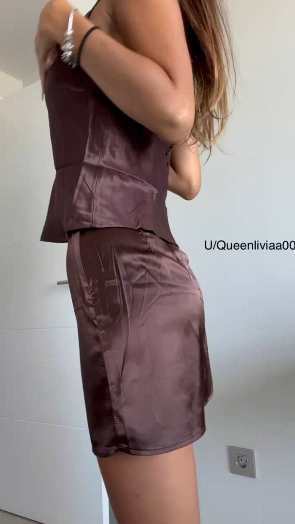 Ass porn video with onlyfans model queenliviaa00 <strong>@callmeolivia00</strong>