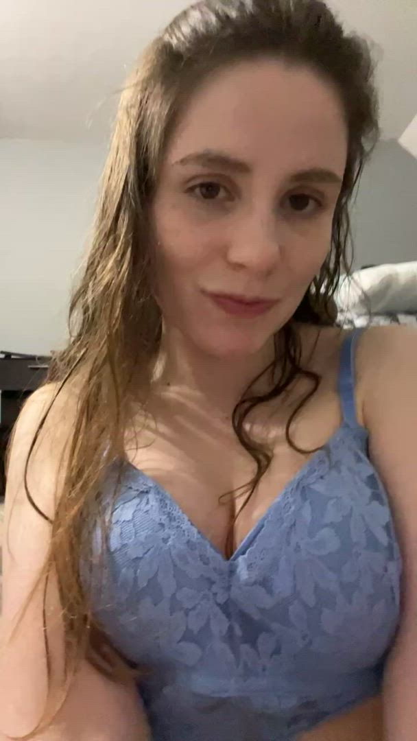 Amateur porn video with onlyfans model reginataylor <strong>@reginataylor</strong>