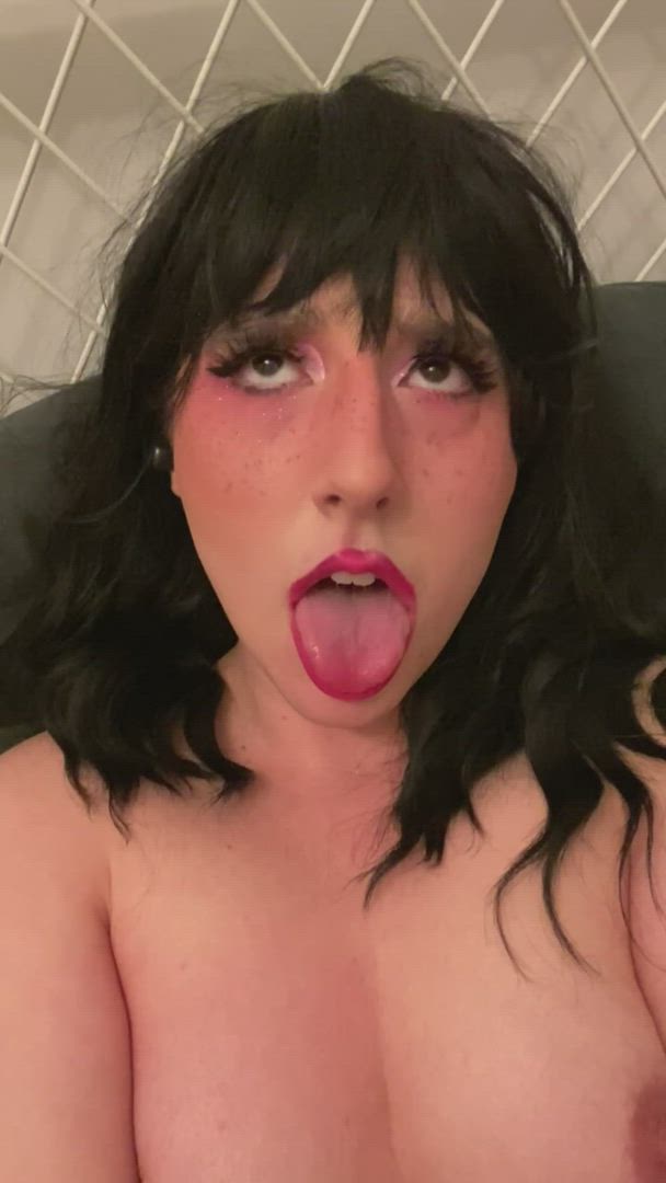 Ahegao porn video with onlyfans model rubygooner <strong>@egirl.goon</strong>