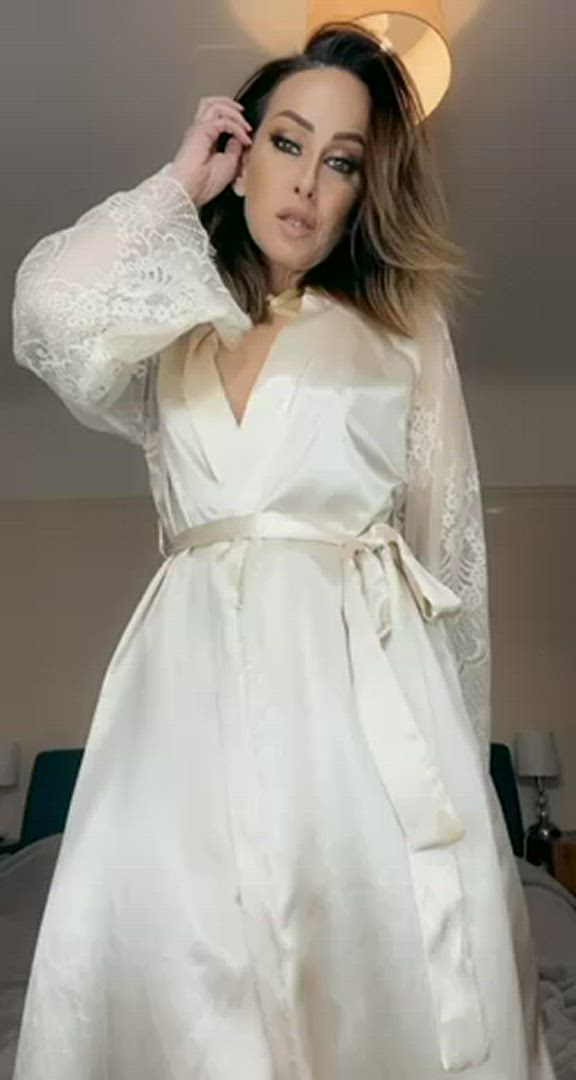 MILF porn video with onlyfans model SashaBull <strong>@sashabull78</strong>
