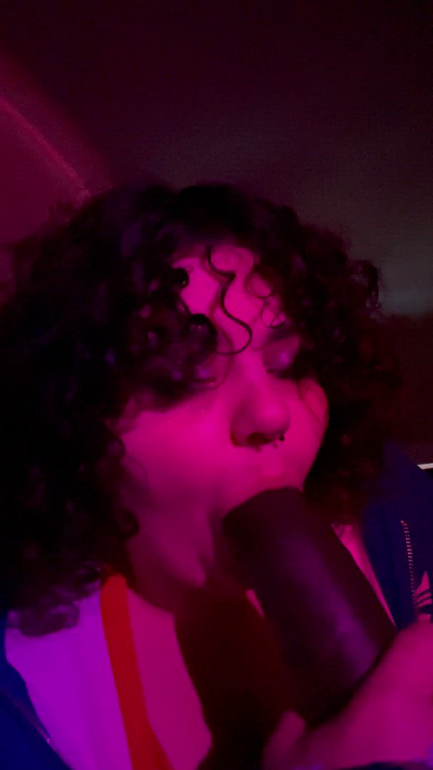 Big Dick porn video with onlyfans model Siren Cherry <strong>@yoursiren1</strong>